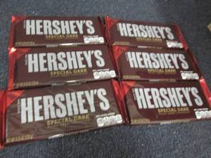 lot 222 image: 6- 4.25 oz Bars Hersheys Special D...