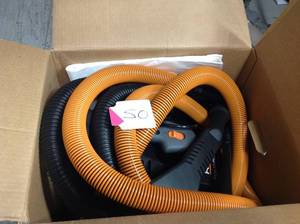 4 Gal. 5.0-Peak HP Portable WetDry Shop Vacuum with Fine Dust Filter, Hose, Accessories and Premium Car Cleaning Kit in good condition