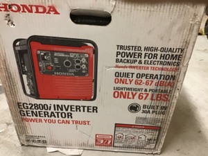 Honda 2800-Watt Gasoline Powered Portable Inverter Generator with Eco-Throttle and Oil Alert IN GOOD CONDITIONS