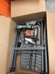 RIDGID 9 Amp Corded 7 in. Wet Tile Saw with Stand not used
