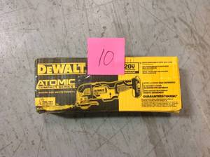 Dewalt DCS354B 20V MAX Atomic Brushless Oscillating Multi-Tool in good condition