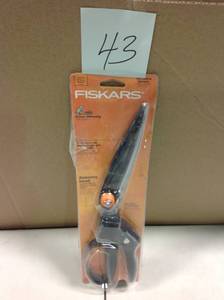 Fiskars 5 in. Steel Rotating Blades Loop-Handled Grass Shears not used