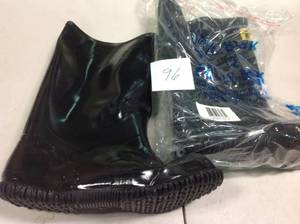 THE SAFETY ZONE Men Slush Boots 17 in. Size 12 Black Heavy-Duty Rubber Over-Shoe not used