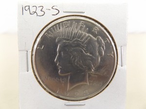 lot 129 image: 1923-S Peace Silver Dollar