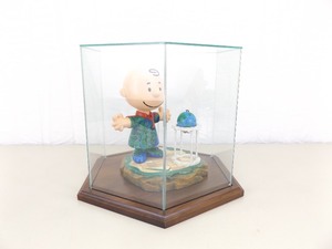 lot 2 image: RARE One of a Kind Model of the 3M Foundations Commissioned Charlie Brown Statue
