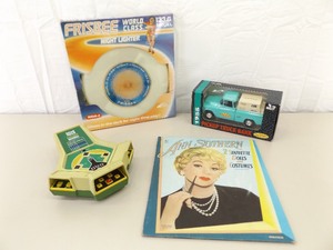 lot 7 image: Lot of Misc. Vintage Toys