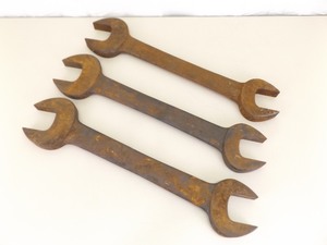 lot 10 image: 3 HUGE Martin&nbsp2-316 and 2-38 Open End 12 Lb. Wrenches