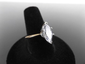 lot 61 image: 14k Yellow Gold Marquis Cut White Sapphire Ring Size 8.5