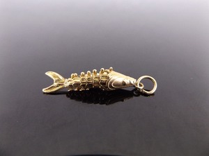 lot 74 image: 14k Yellow Gold Articulated Fish CharmPendant
