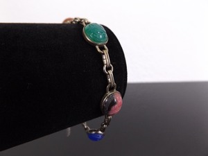 lot 86 image: Vintage .925 Sterling Silver Multi Stone Carved Scarab Bracelet