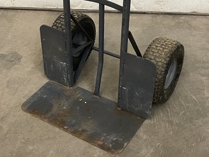lot 10 image: Milwaukee Over-Sized Two-Wheel Dolly