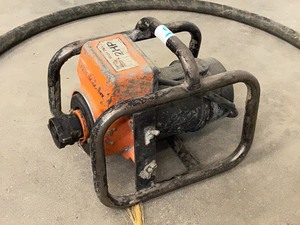 lot 5 image: Multi-Quip Concrete Vibrator