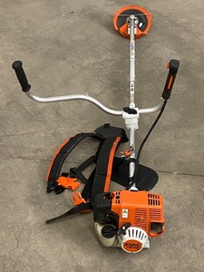 lot 4 image: Stihl FS110 Brush Cutter