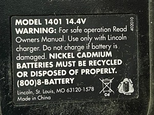 lot 48 image: Lincoln Power-Luber Battery
