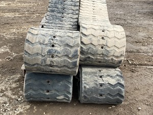 lot 6 image: (2) Sets Of Skid-Loader Rubber Tracks
