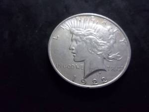 lot 42 image: 1922 D  Silver Peace Dollar