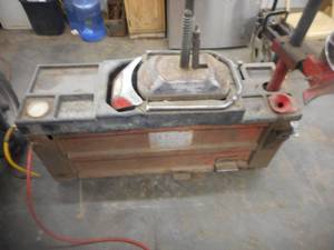 lot 7 image: Coats Tire Changer - Model 40-40SA