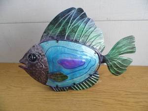 lot 7 image: New Fish Lamp