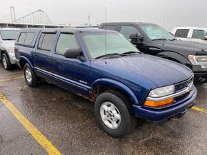 2003 Chevrolet S-10 LS 4x4