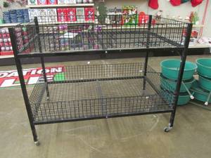 lot 332 image: display cart