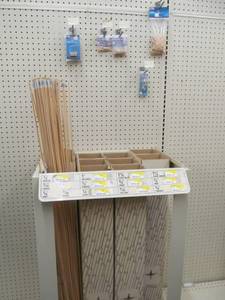 lot 13 image: wood dowels