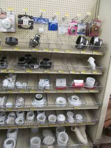 lot 18 image: PVC pipe fittings