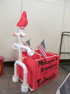lot 50 image: Mohagens hardware display