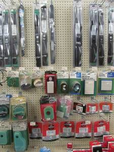 lot 98 image: hardware