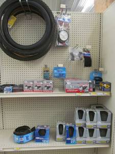 lot 168 image: bike equipment