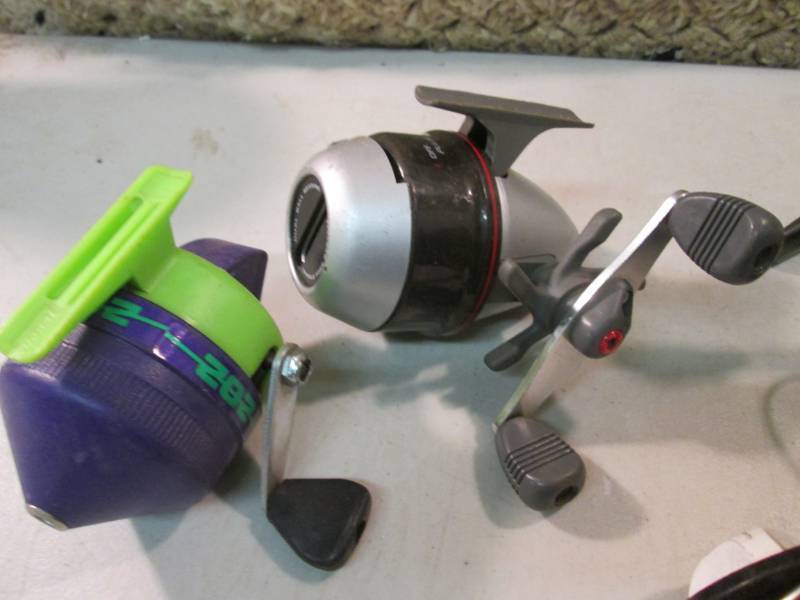 lot 107 image: Lot of 10 Misc Fishing Reels All lo...