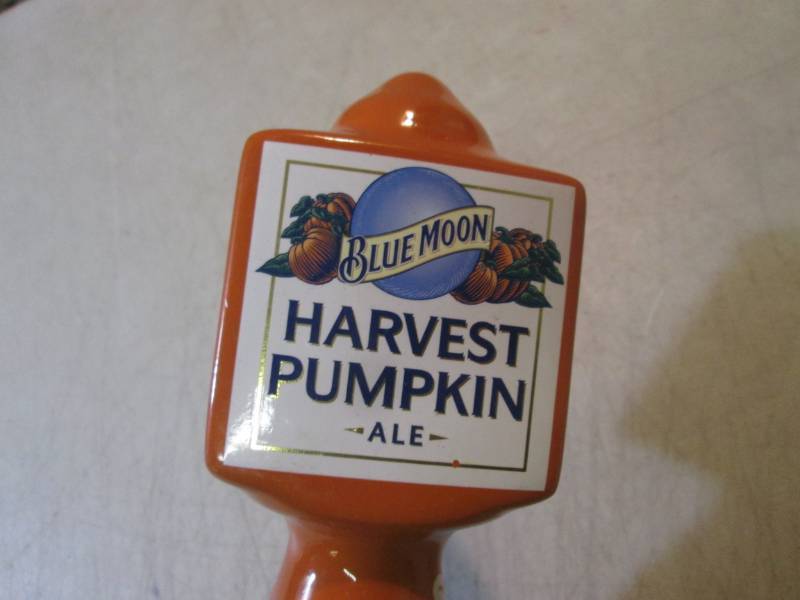 lot 55 image: Blue Moon Harvest Pumpkin Ale Seaso...