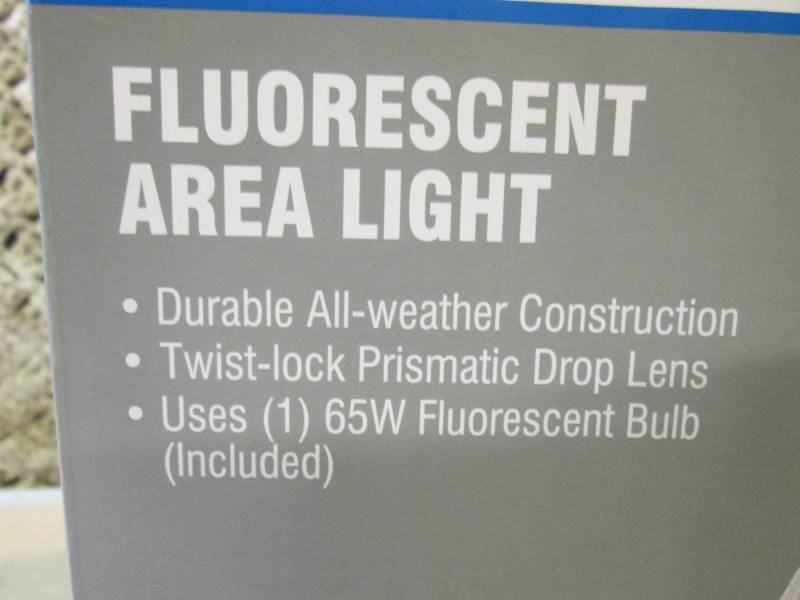 lot 198 image: High-Performance 65-Watt Fluorescen...