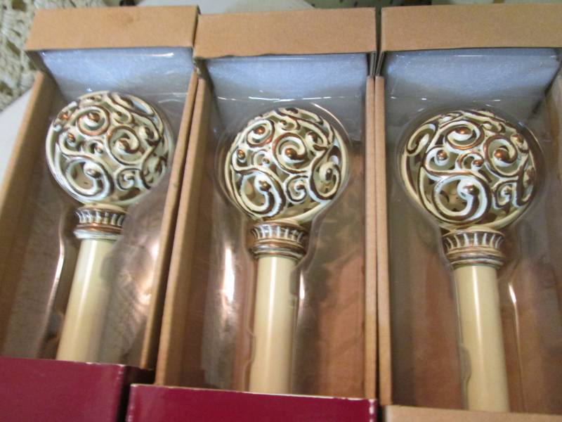 lot 227 image: Lot of 3 - 2 36 to 66 and 1 66 t...