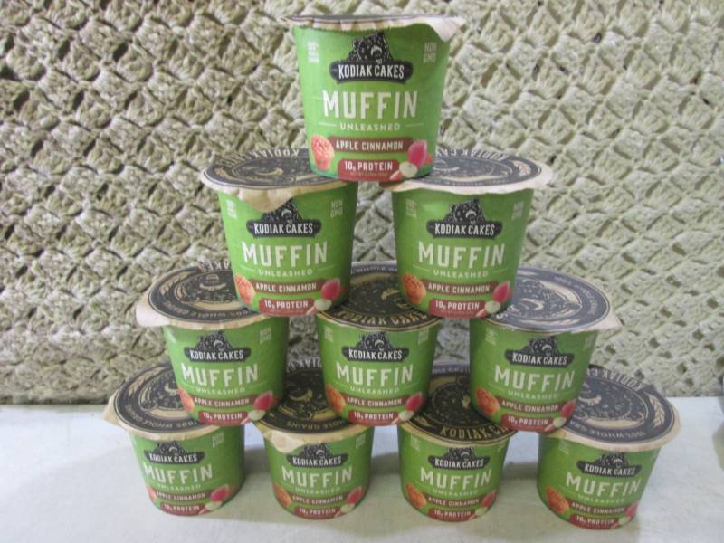 lot 217 image: 10 Kodiak Cakes Apple Cinnamon Muff...