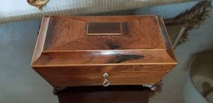 lot 48 image: Antique Tea Caddy with Pawfoot Base c.1800
