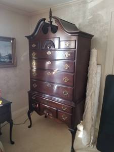 lot 68 image: Elegant Tall-Boy Dresser by Hickory
