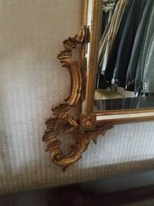 lot 71 image: Opulant Carved Gold Gilt Mirror