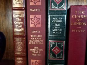 lot 95 image: Collection of Miscellaneous Collectible Books
