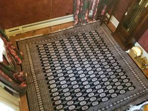 lot 100 image: Oriental Wool Area Rug in Black and Gray