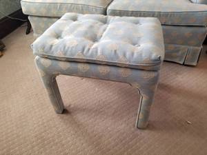 lot 109 image: Pretty Blue Loveseat and Ottoman