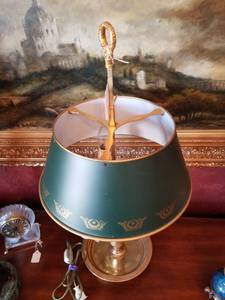 lot 114 image: Traditional Candelabra Style Lamp, 2 of 3