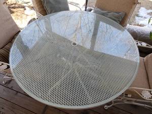 lot 124 image: White Iron Patio Table and Chair Set