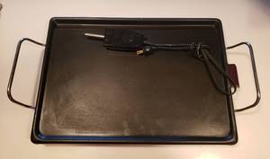 lot 229 image: West Bend Professional Series Electric Griddle