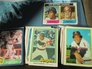 lot 3 image: Rod Carew Cards