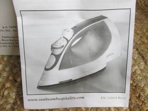 lot 240 image: Sunbeam Hospitality Classic White I...