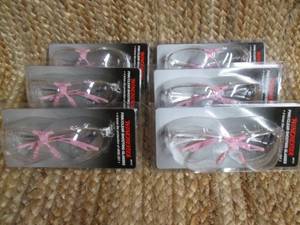 lot 254 image: 6pc. Winchester PinkClear Shooting...