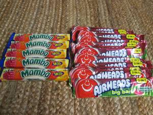 lot 288 image: (12) Airheads Big Bar (2-N-1 Strawb...