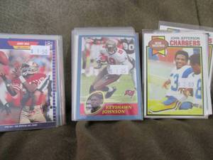 lot 43 image: (25) Wide Receiver Cards