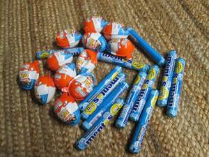 lot 152 image: Mentos Mints & Kinder Joy Treats 1...