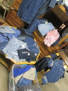 lot 181 image: Large Lot of New Jeans, Shorts & Ov...
